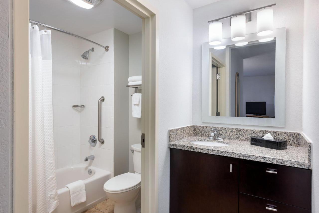 Towneplace Suites By Marriott York Buitenkant foto
